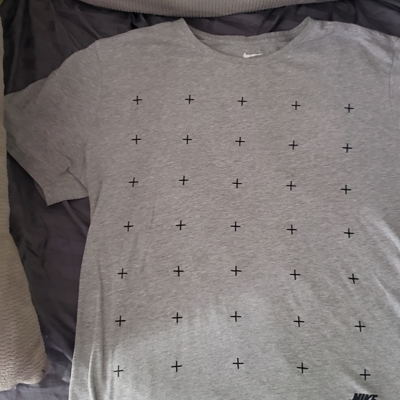 The nike tee mens xl plus signs - Picture 7 of 10